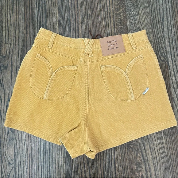 Somedays Lovin’ yellow corduroy tie front high waist shorts size 5 NWT - Picture 7 of 10